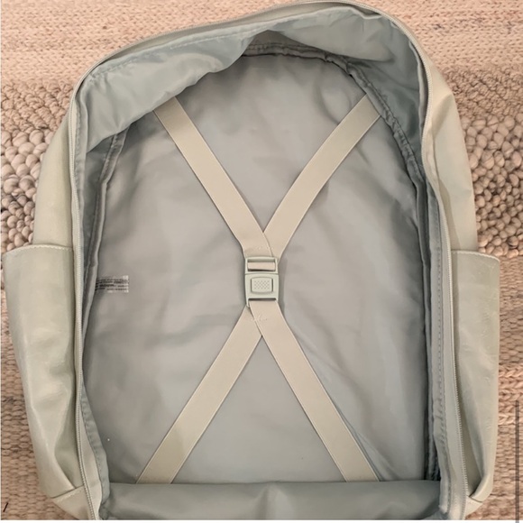 BEIS - BEIS The Backpack in MATCHA - Picture 7 of 8